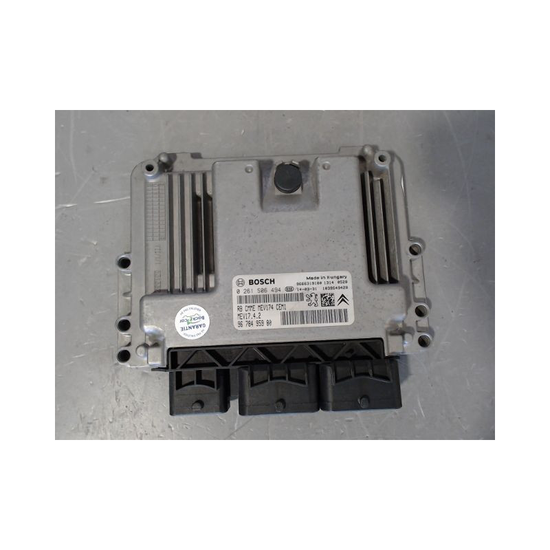 CALCULATEUR MOTEUR PEUGEOT 208