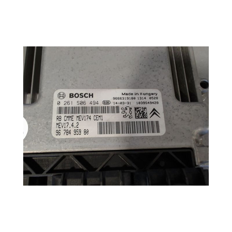 CALCULATEUR MOTEUR PEUGEOT 208