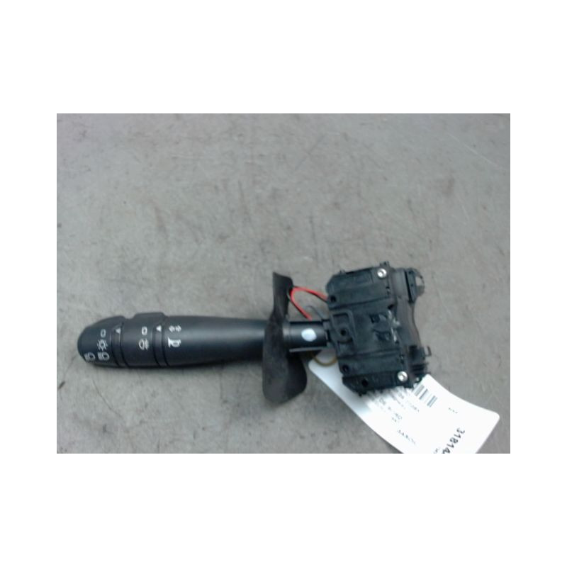 COMMANDE CLIGNOTANT DACIA SANDERO 2008-