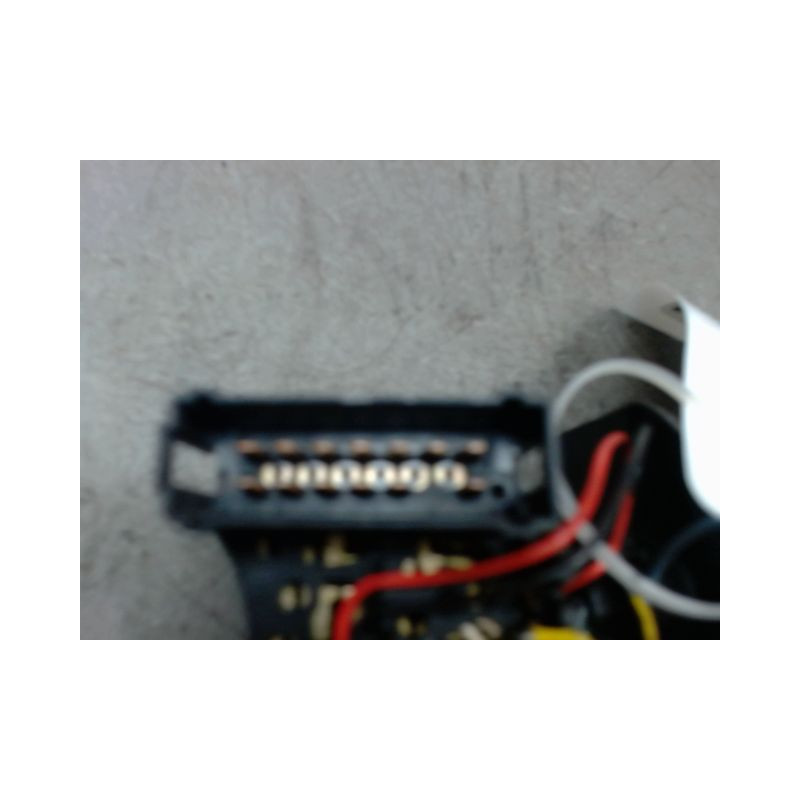COMMANDE CLIGNOTANT DACIA SANDERO 2008-
