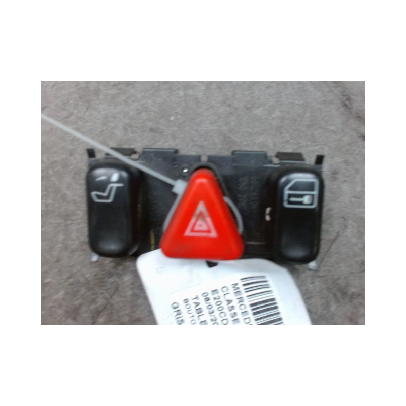 BOUTON DE WARNING MERCEDES CLASSE E 99-2002