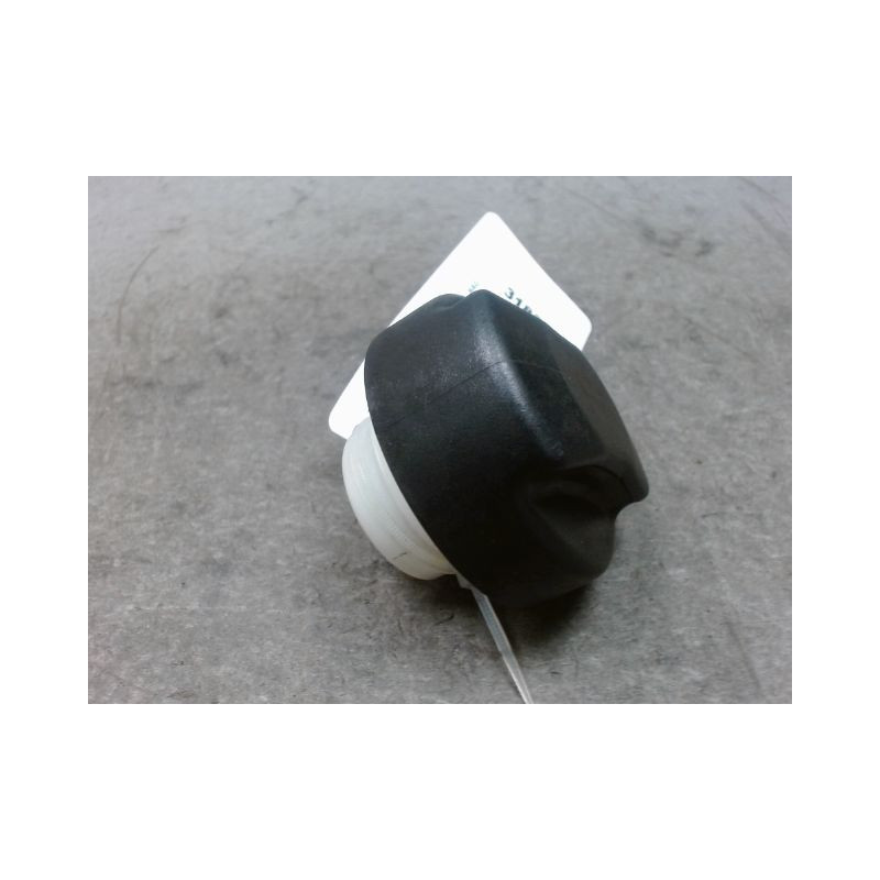 BOUCHON RESERVOIR A CARBURANT OPEL CORSA 03-06