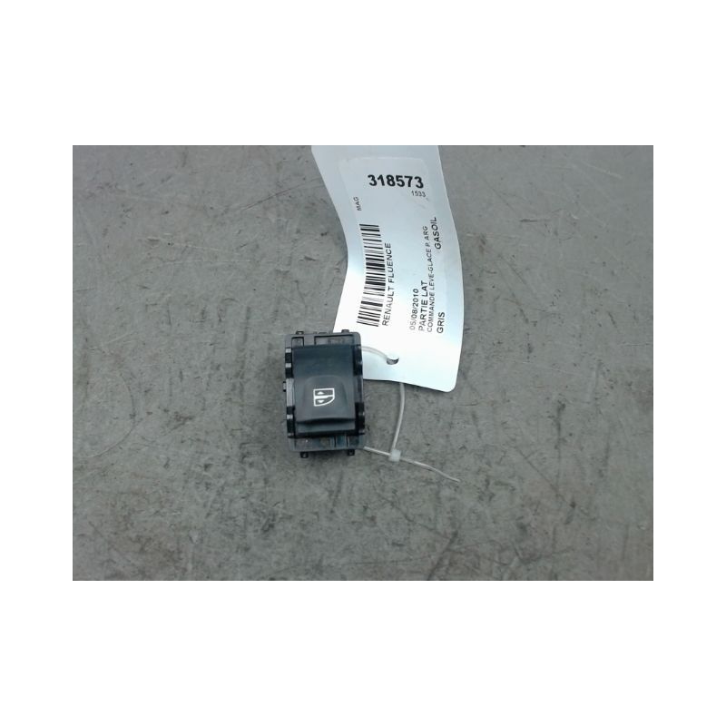 COMMANDE LEVE-GLACE PORTE ARG RENAULT FLUENCE