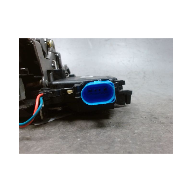 SYSTEME CONDAMNATION AVANT DROIT VOLKSWAGEN POLO 2005-