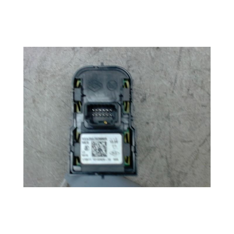 COMMANDE RETROVISSEUR EXTERIEUR ELECTRIQUE RENAULT CAPTUR