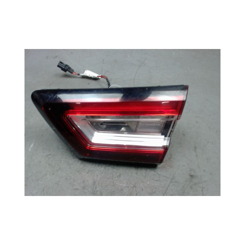 FEU ARRIERE INTERIEUR DROIT RENAULT CLIO
