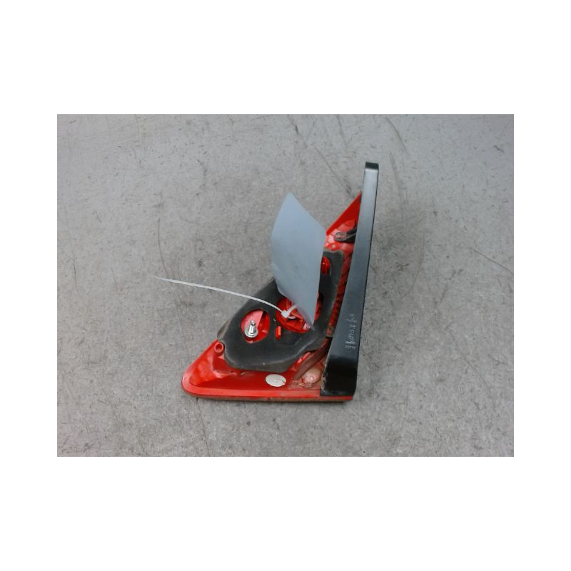 FEU ARRIERE INTERIEUR GAUCHE PEUGEOT 3008 2009-