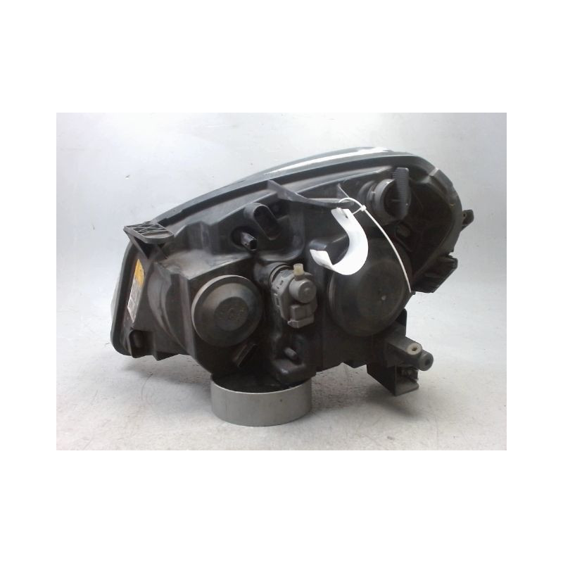 PHARE DROIT NISSAN QHASQAI 2007-