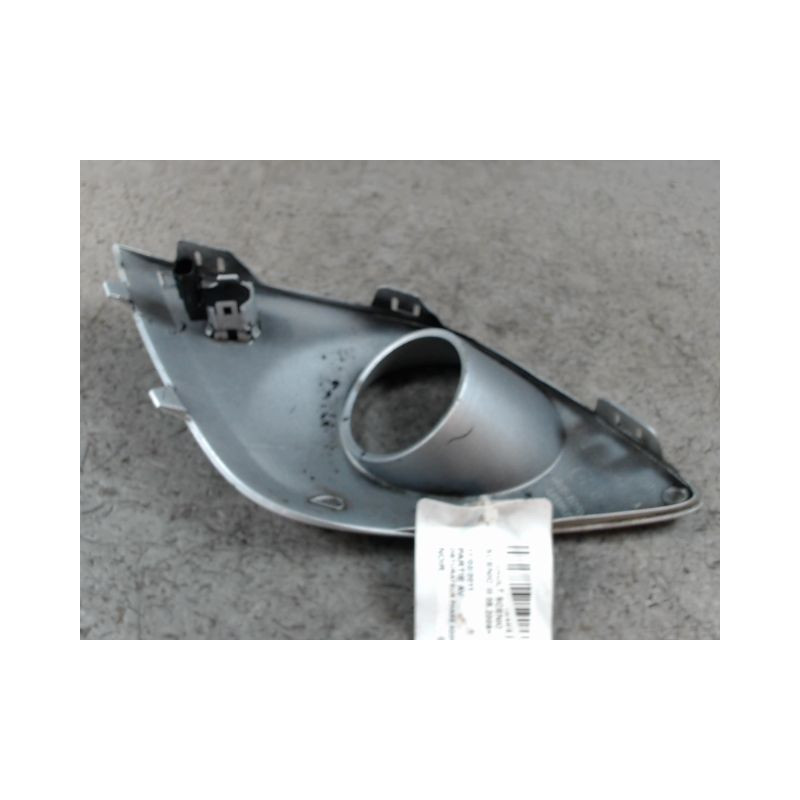 OBTURATEUR PHARE ADDITIONNEL PARE-CHOC AVG RENAULT SCENIC III 2009-