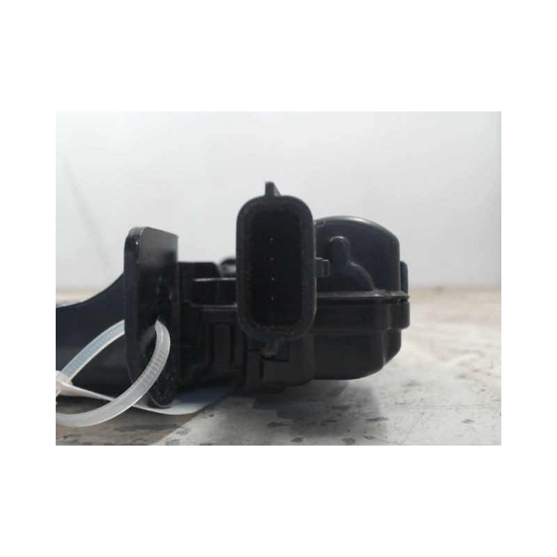 SERRURE HAYON  RENAULT TWINGO 2 2010-