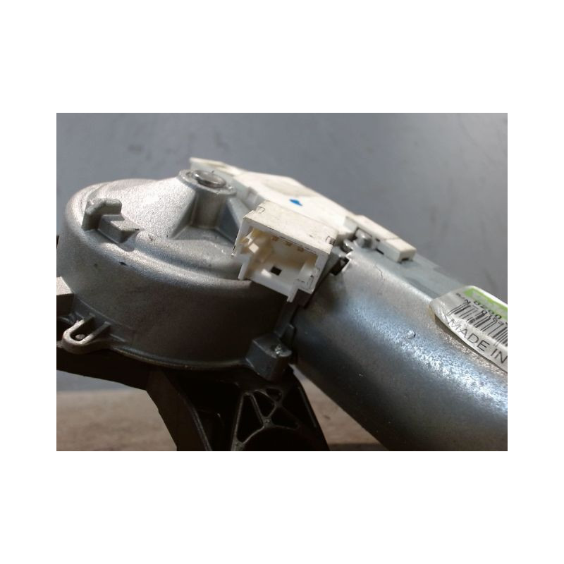 MOTEUR ESSUIE-GLACE ARRIERE RENAULT CLIO III ESTATE 2008-