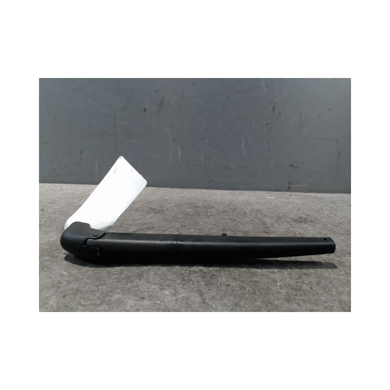 BRAS ESSUIE-GLACE ARRIERE FIAT PANDA 2003-