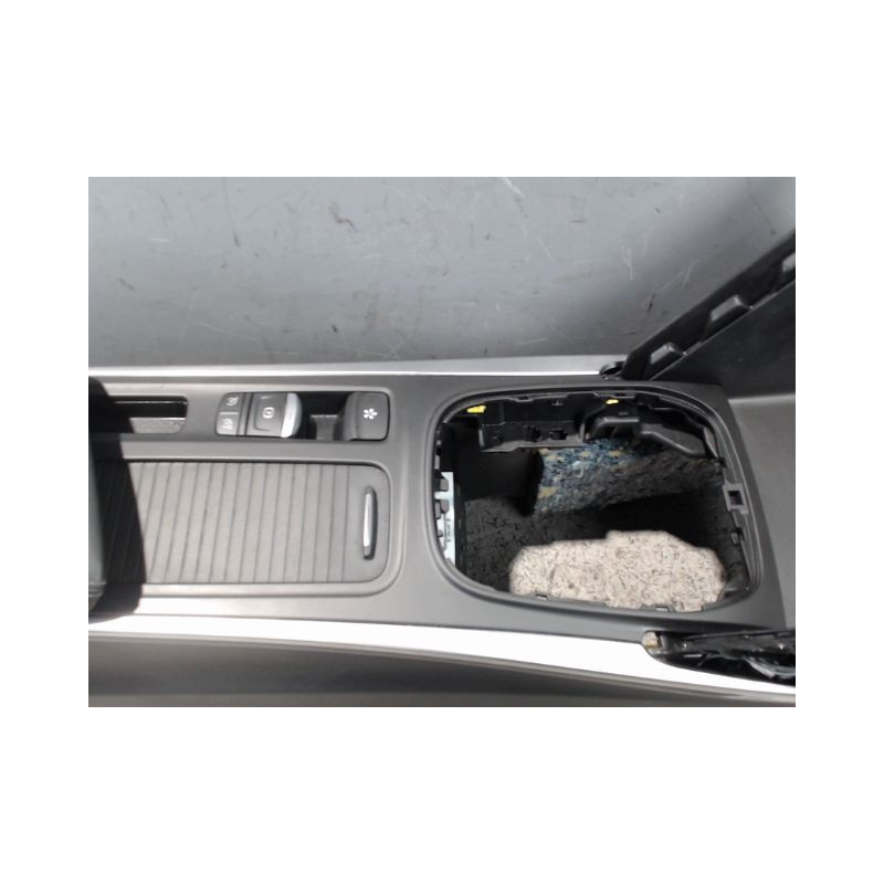CONSOLE CENTRALE RENAULT MEGANE