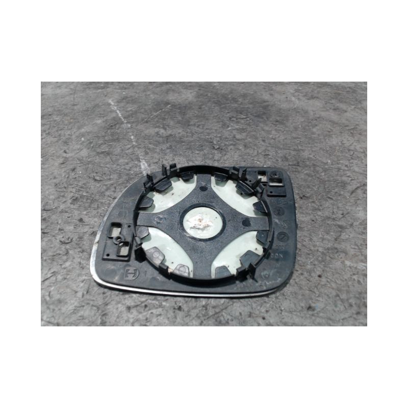 GLACE RETROVISEUR EXT D VOLKSWAGEN POLO 99-2001