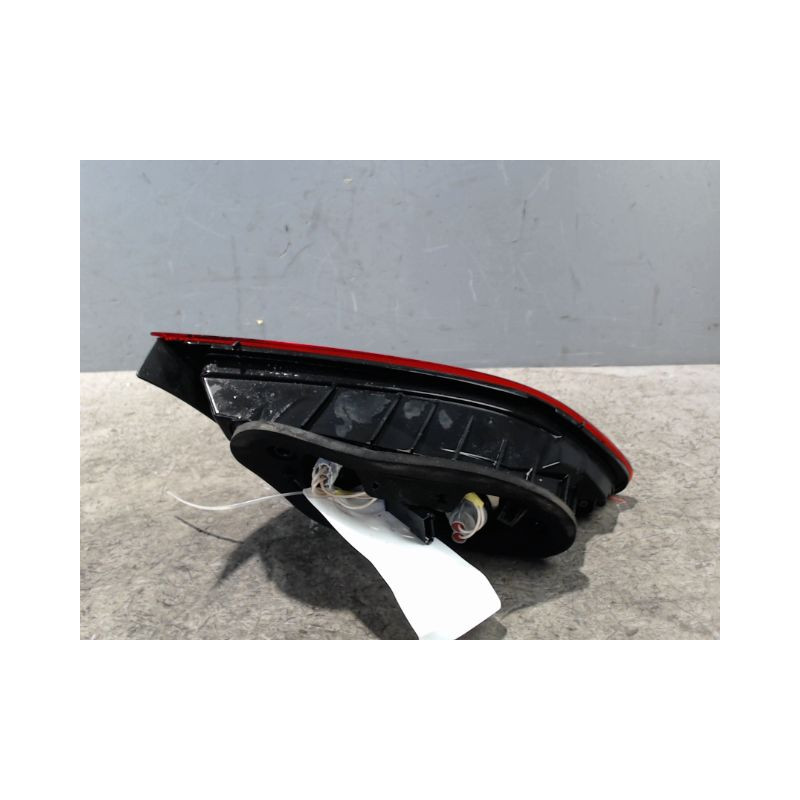 FEU ARRIERE INTERIEUR DROIT OPEL ASTRA GTC 3P