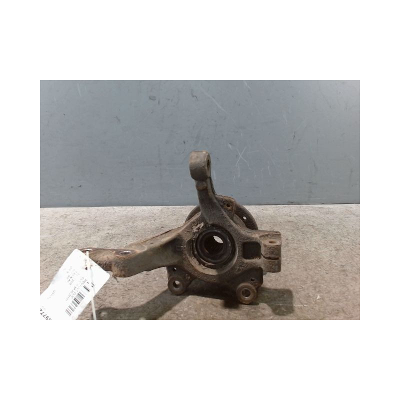 PIVOT AVANT DROIT RENAULT CLIO III 2010-