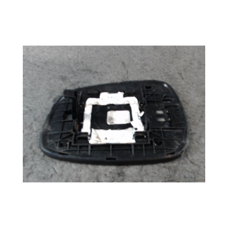 GLACE RETROVISEUR EXT D SUZUKI SWIFT