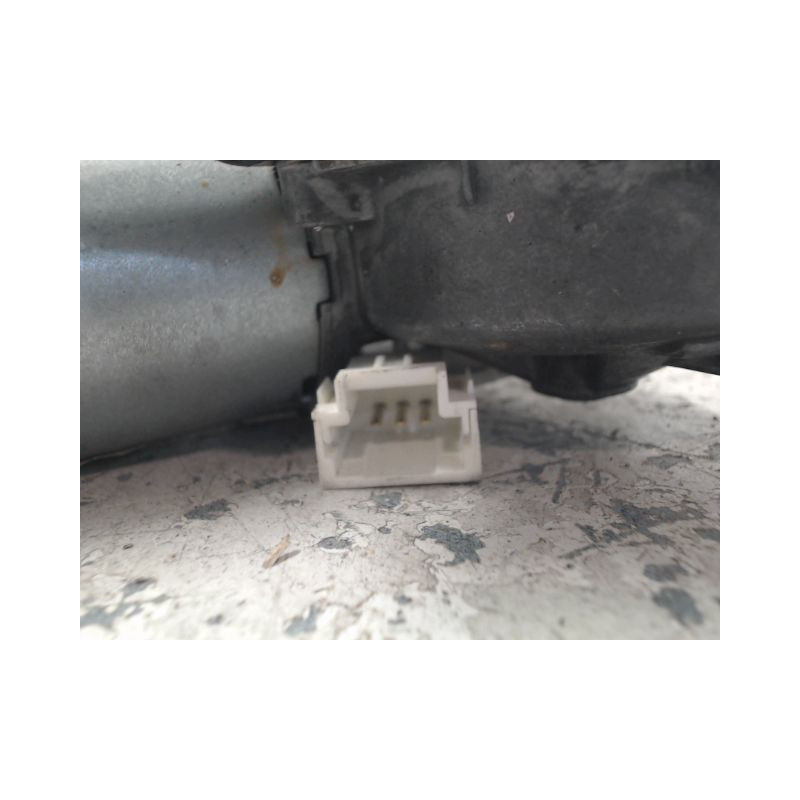 MOTEUR ESSUIE-GLACE ARRIERE DACIA SANDERO 2008-