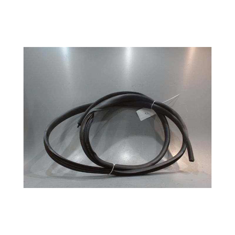 JOINT PORTE AVANT DROIT DACIA SANDERO