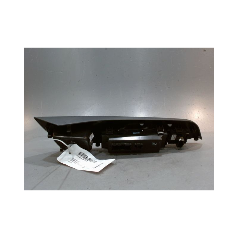 COMMANDE LEVE-GLACE PORTE AVG NISSAN MICRA