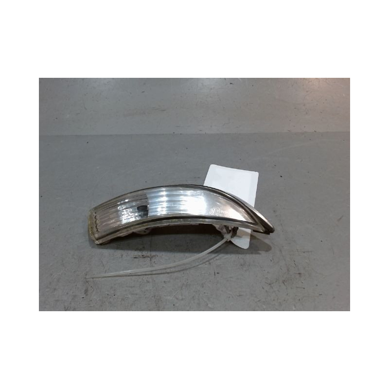 REPETITEUR RETROVISEUR DROIT FORD FIESTA
