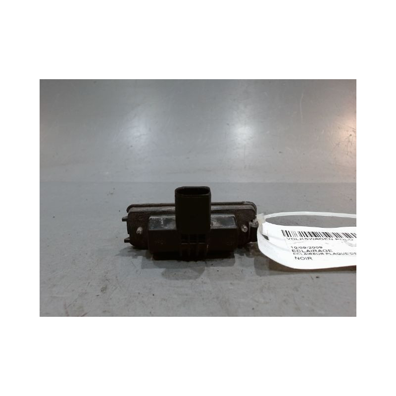 ECLAIREUR PLAQUE DE POLICE GAUCHE VOLKSWAGEN POLO
