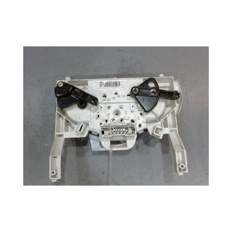 COMMANDE DE CHAUFFAGE RENAULT TRAFIC