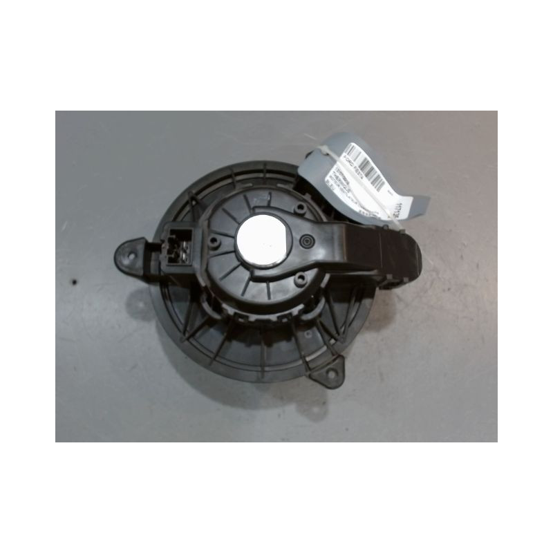 MOTEUR VENTILATEUR CHAUFFAGE FORD FIESTA