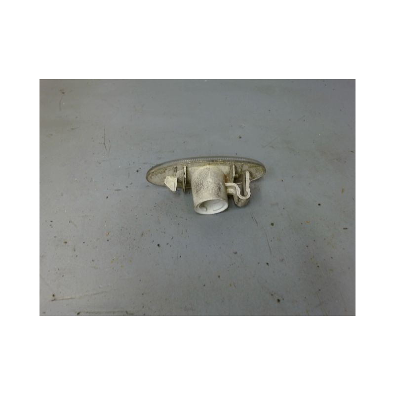 REPETITEUR AILE DROIT NISSAN JUKE