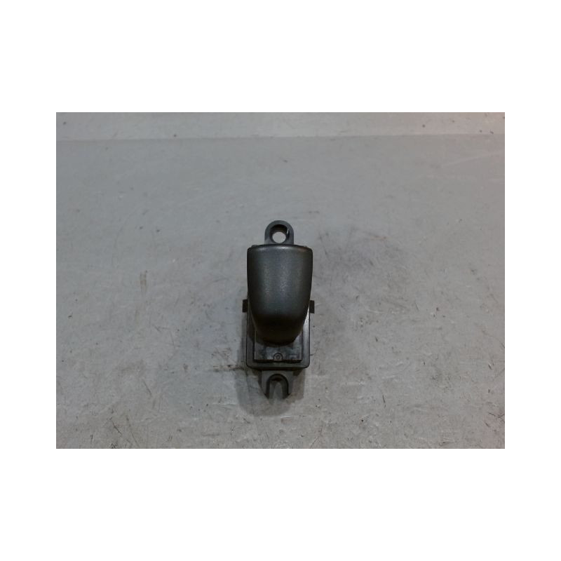 COMMANDE LEVE-GLACE PORTE ARD NISSAN JUKE