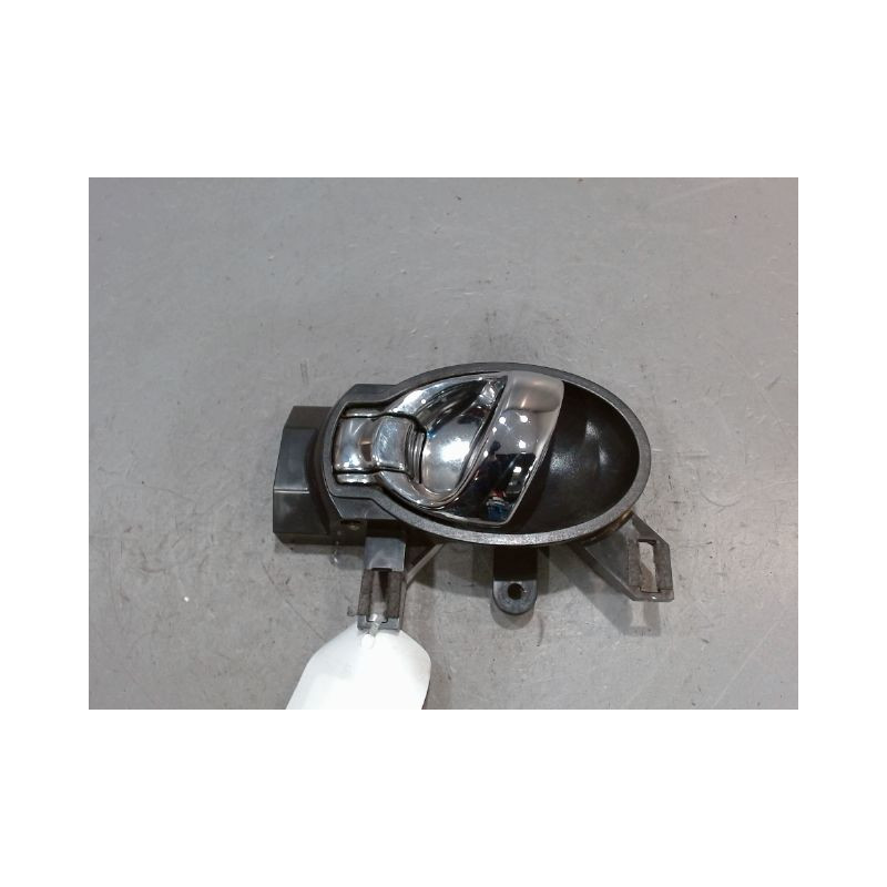 POIGNEE INTERIEURE PORTE AVANT GAUCHE NISSAN JUKE