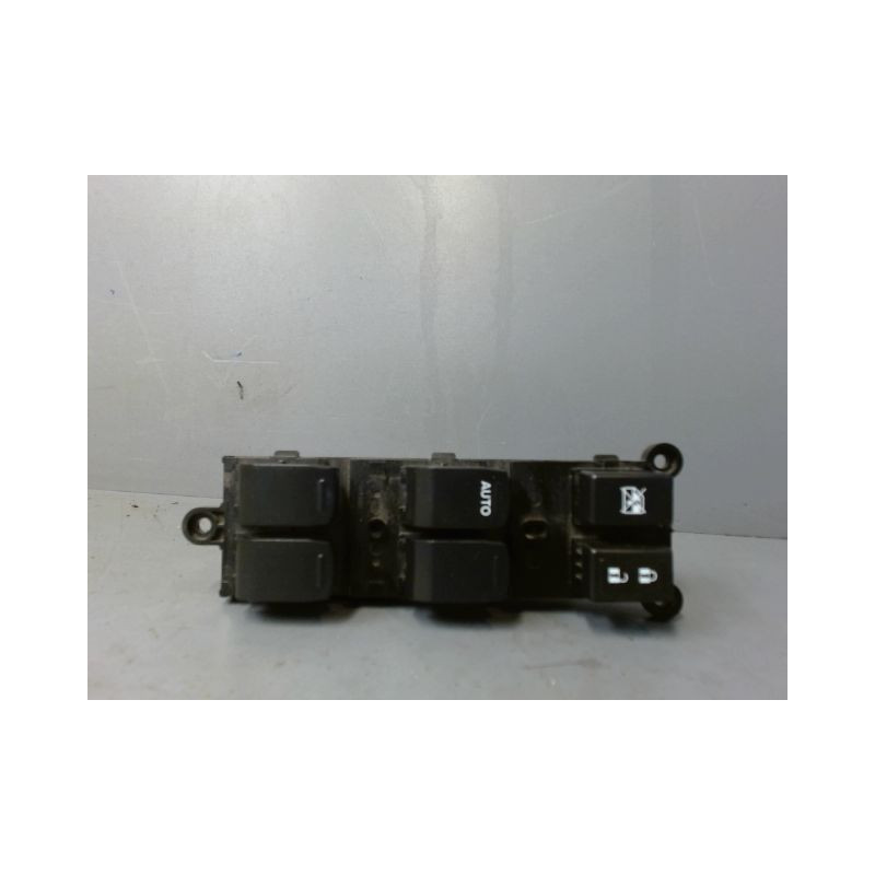 COMMANDE LEVE-GLACE PORTE AVG SUZUKI SWIFT