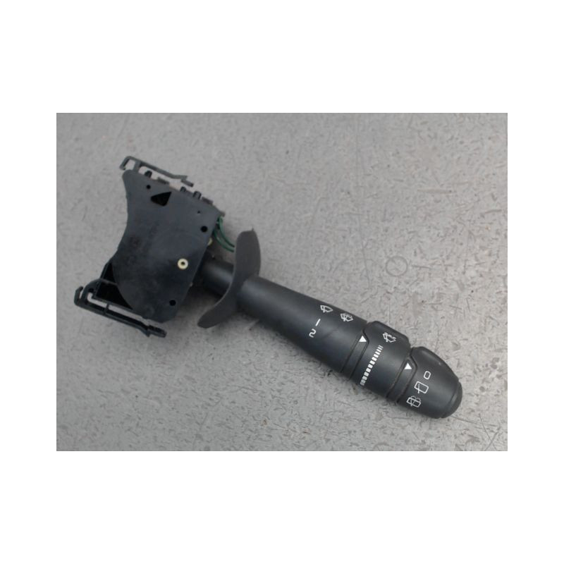 COMMANDE ESSUIE GLACE RENAULT TWINGO