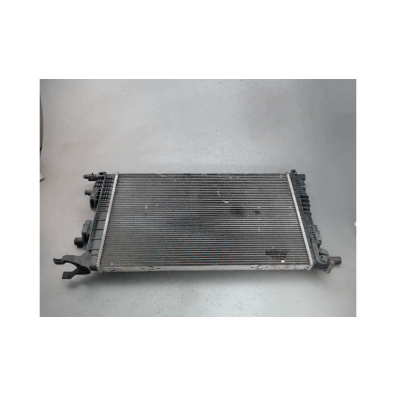 RADIATEUR RENAULT MEGANE