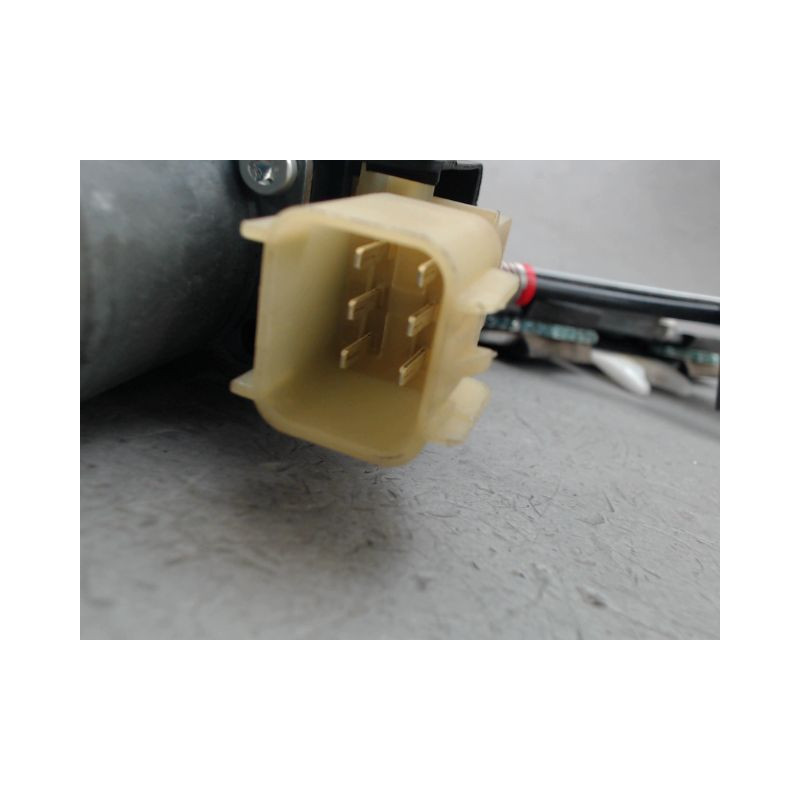MECANISME LEVE-GLACE AVANT GAUCHE FORD FIESTA