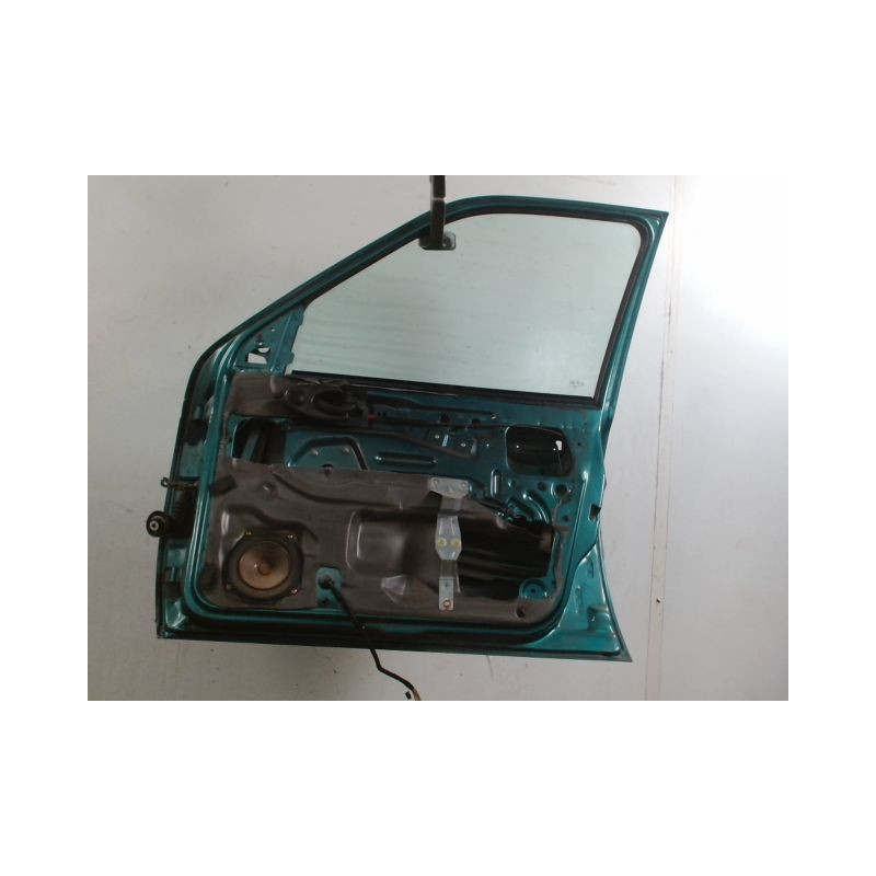 PORTE AVANT DROIT FORD FIESTA