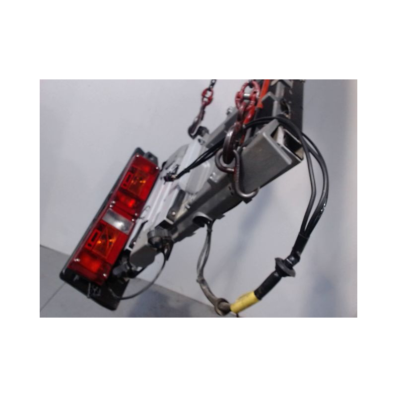 SUPPORT CENTRAL PARE-CHOC ARRIERE  OPEL CORSA