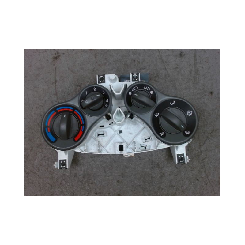 COMMANDE DE CHAUFFAGE FIAT PANDA 2003-