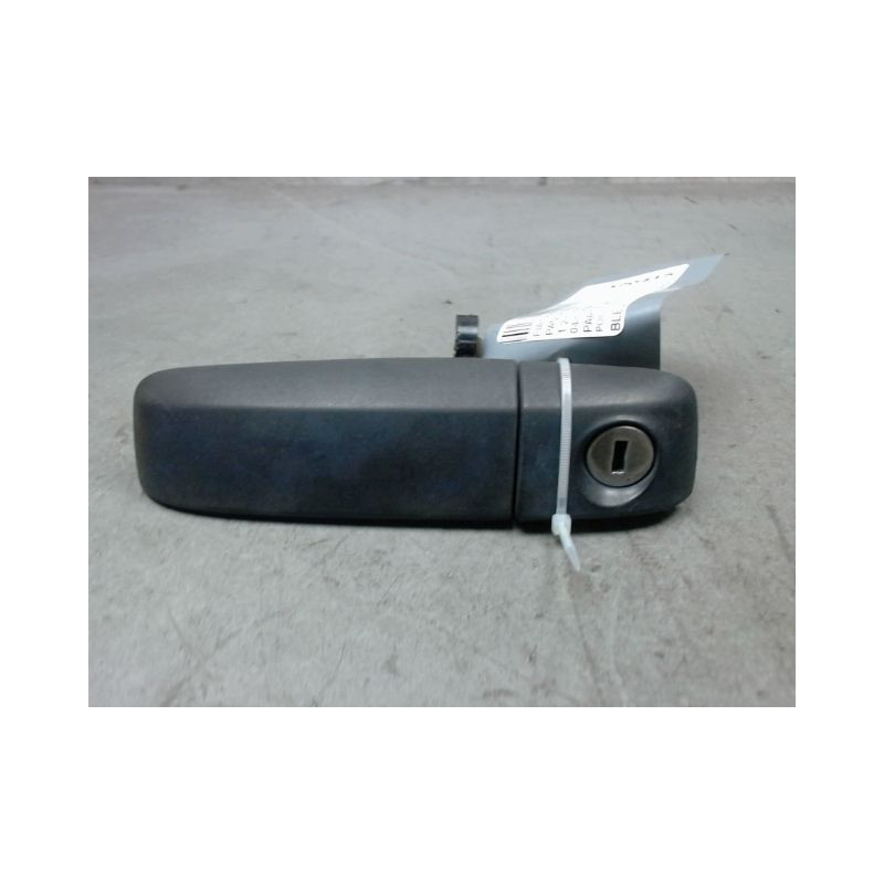 POIGNEE EXTERIEURE PORTE AVANT GAUCHE FIAT PANDA 2003-