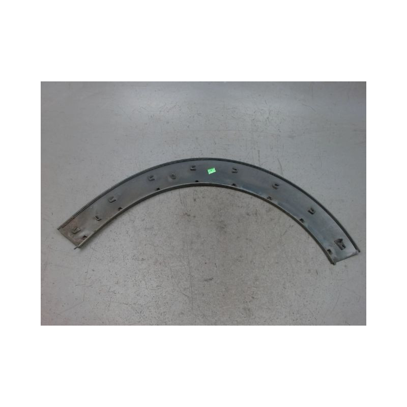 ELARGISSEUR AILE AVANT GAUCHE CITROEN C3