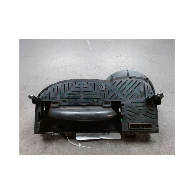 BLOC COMPTEURS RENAULT TWINGO
