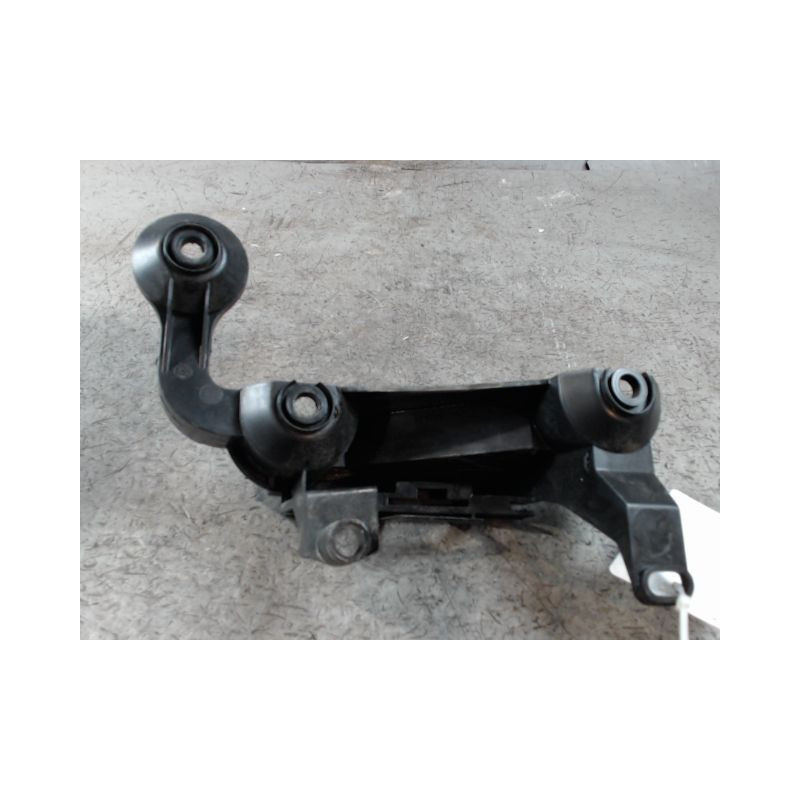 SUPPORT PARE-CHOC ARD CITROEN C3 2009-