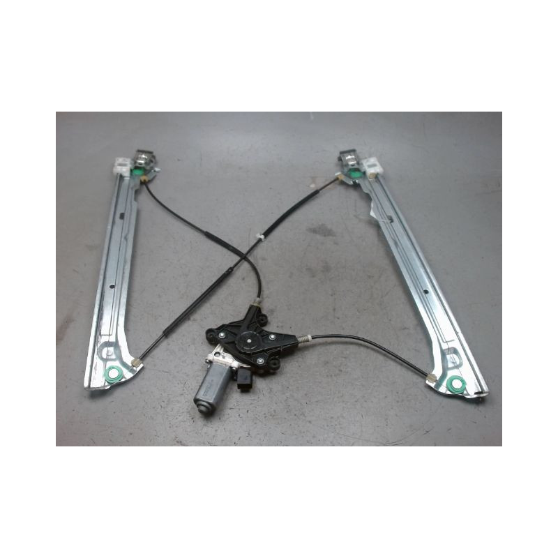 MECANISME+MOTEUR LEVE-GLACE AVANT DROIT MERCEDES VIANO LONG