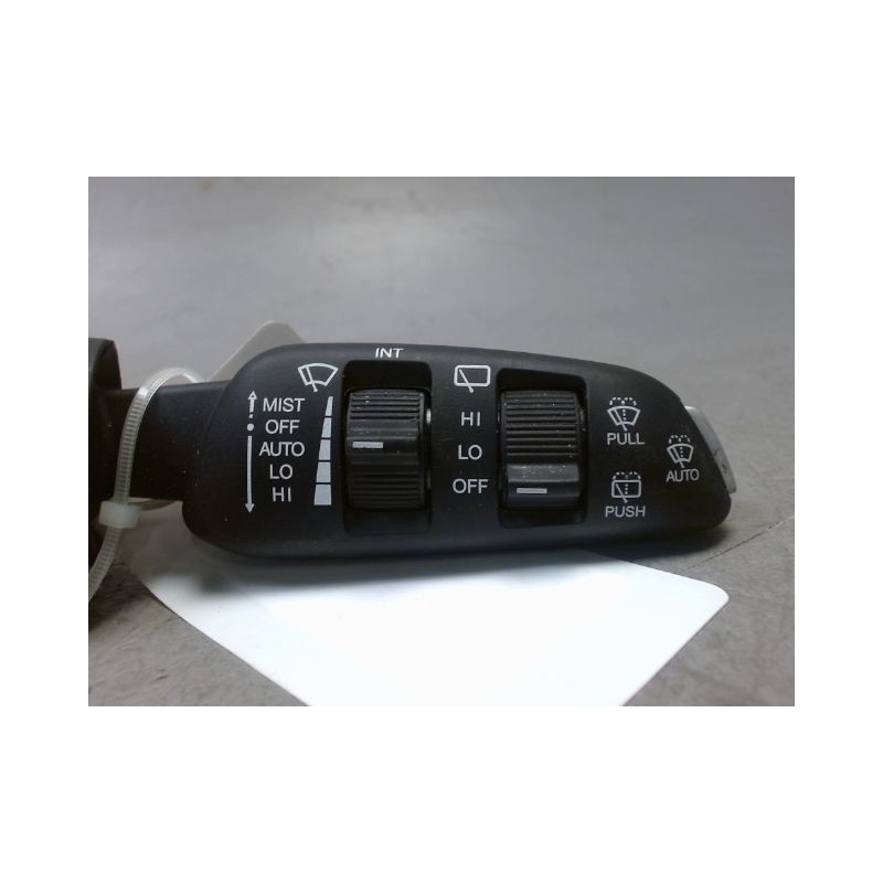 COMMANDE ESSUIE GLACE SSANGYONG TIVOLI