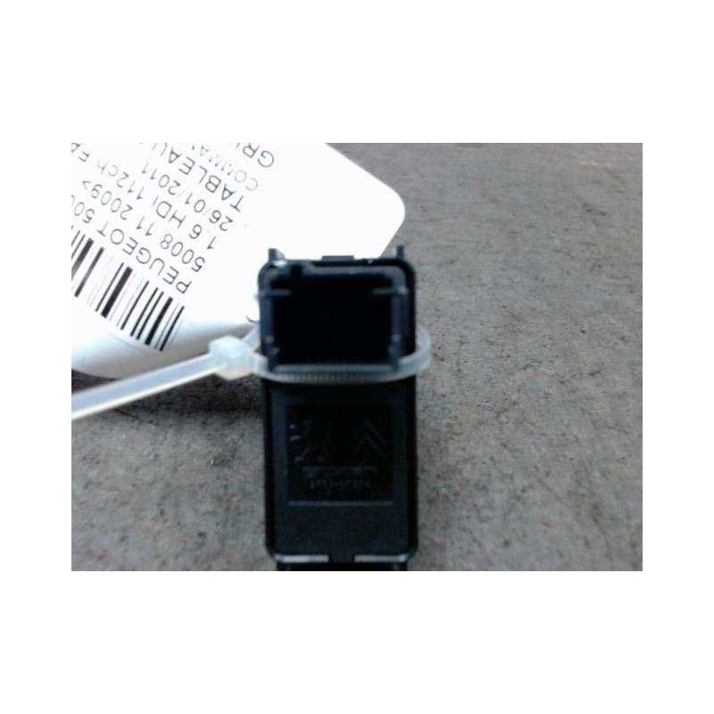 COMMANDE TOIT OUVRANT PEUGEOT 5008 2009-