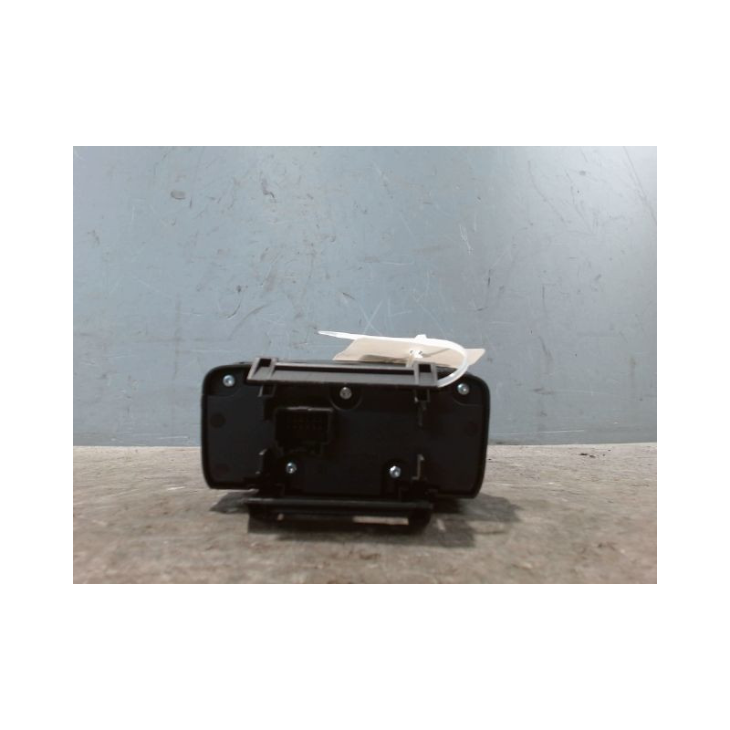 COMMANDE ECLAIRAGE FORD FIESTA 2010-