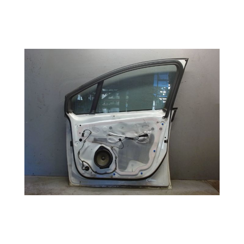 PORTE AVANT DROIT OPEL MERIVA