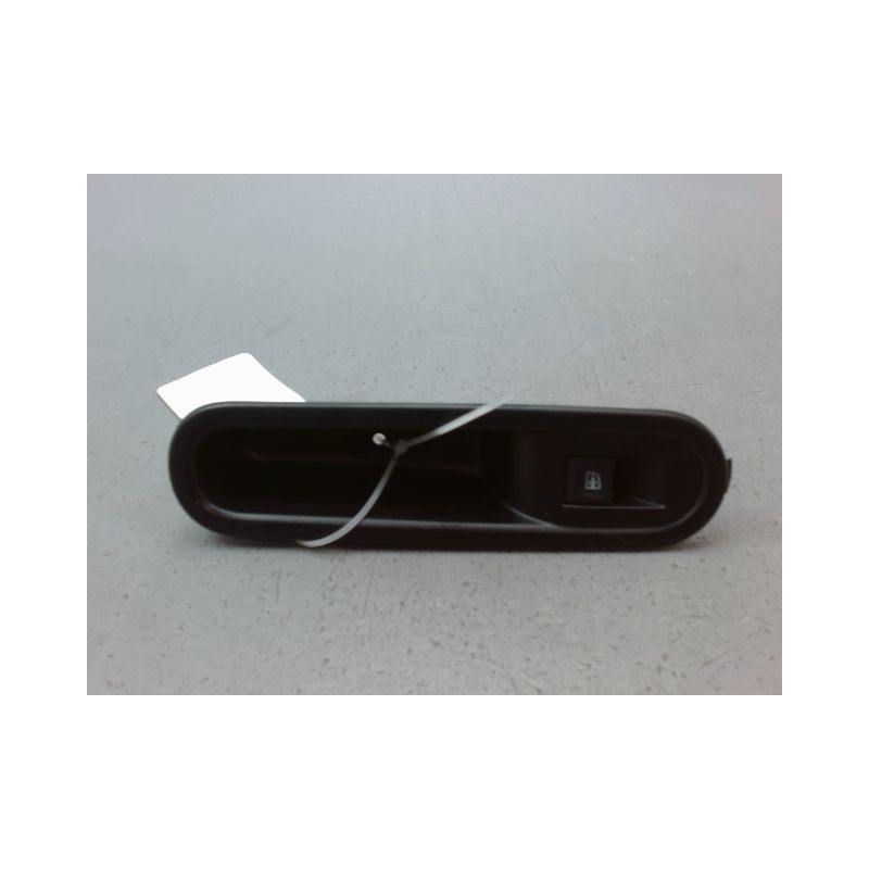 COMMANDE LEVE-GLACE PORTE ARG RENAULT TWINGO III 2014-...