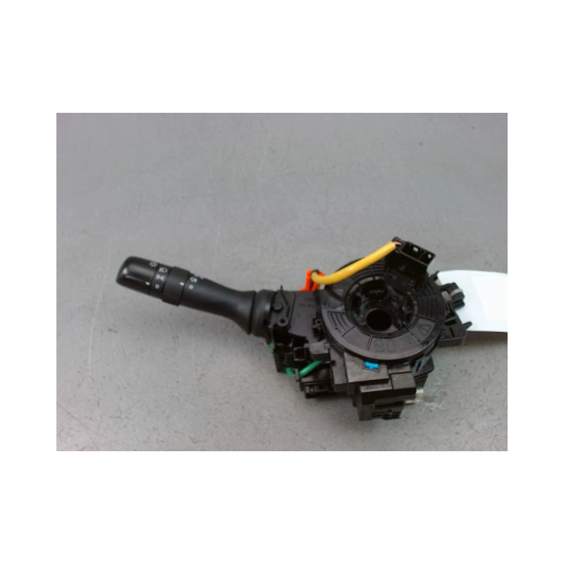COMMANDE ECLAIRAGE TOYOTA YARIS II 2010-
