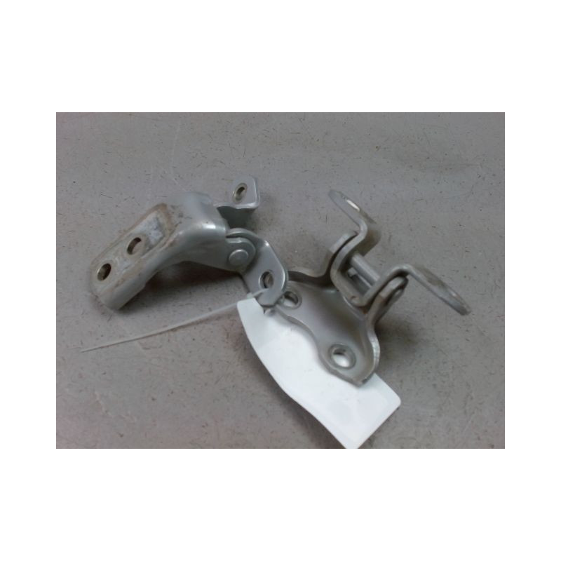 CHARNIÈRE PORTE AVD TOYOTA YARIS II 2010-